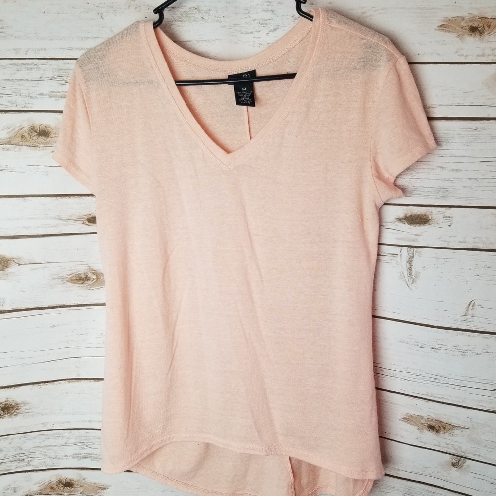 ❄Rue 21 tee size medium